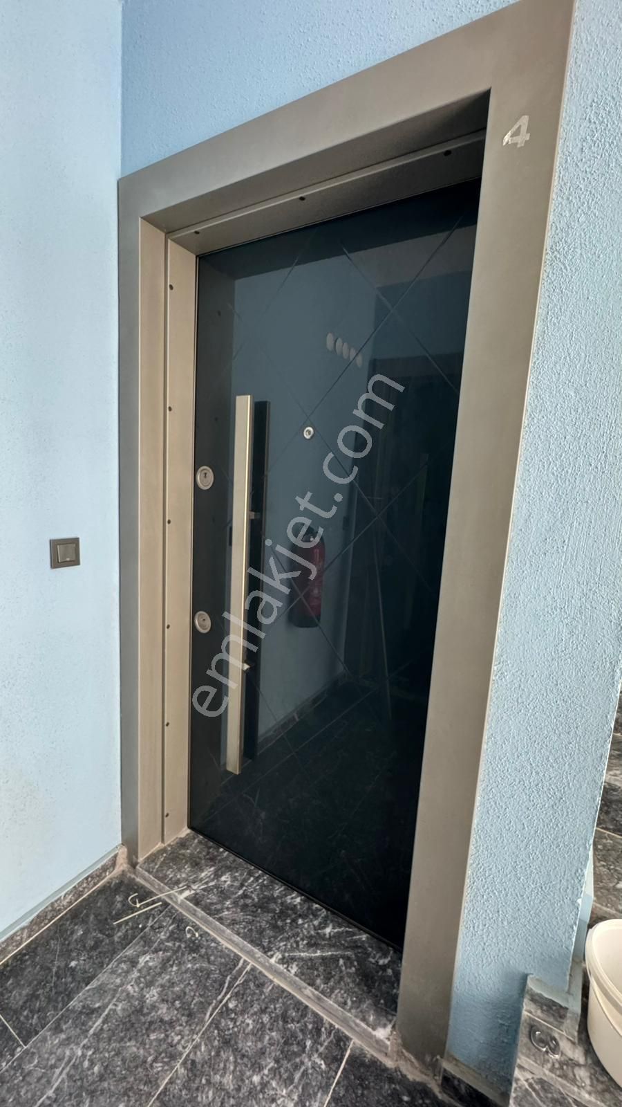 Aydın Didim Efeler Mah. Orta Kat Eşyasız Her Odadan Deniz Manzaralı Asansörlü 1+1 Daire - Görsel 4