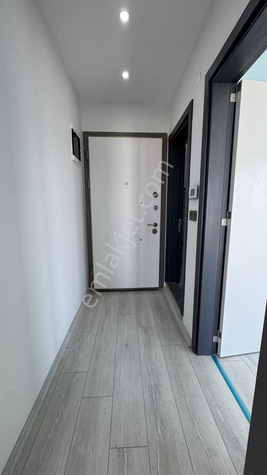 Aydın Didim Efeler Mah. Orta Kat Eşyasız Her Odadan Deniz Manzaralı Asansörlü 1+1 Daire - Görsel 13