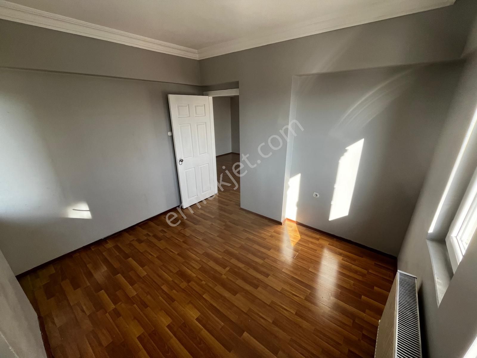 Sahibinden Çarşı İçi 3+1 Kiralık Daire - Görsel 8