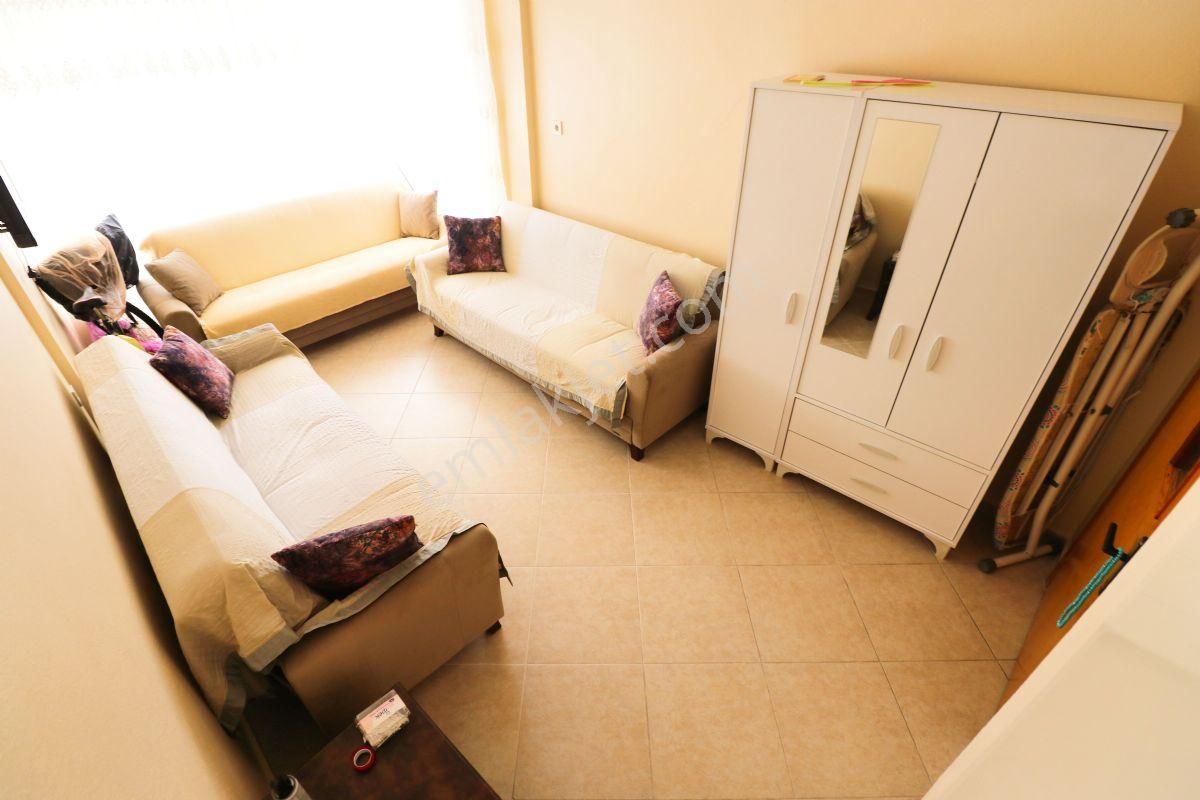 🛑🛑aktiften Akçay Merkez'de Satılık Mükemmel Konumlu Full Eşyalı Arakat Ebeveyn Banyolu 2+1 Daire - Görsel 3