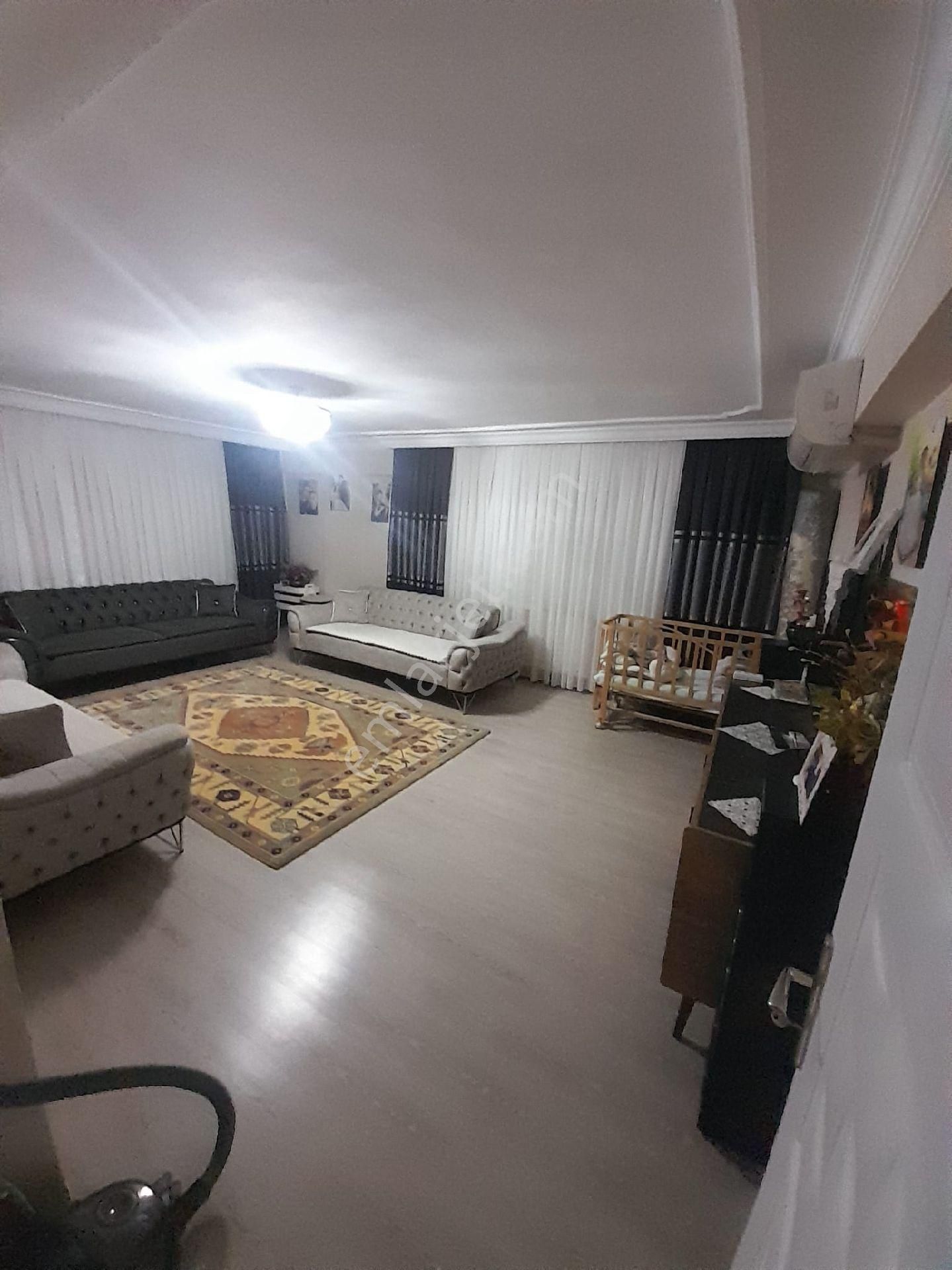 Yeşilyurt Reis Mahallesi'nde 3+1 150 M2 Doğalgazlı Asansörlü - Görsel 2