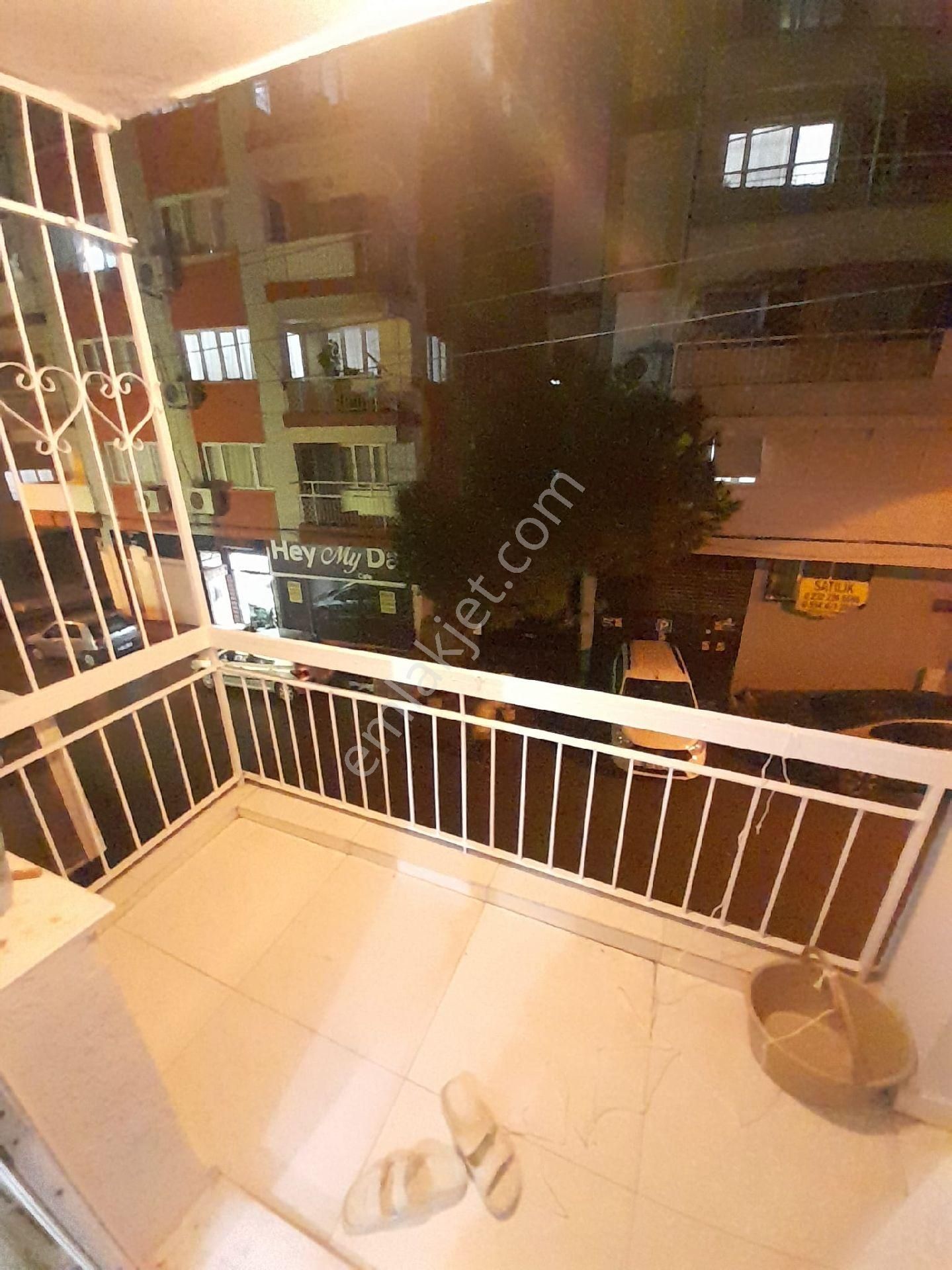 Yeşilyurt Reis Mahallesi'nde 3+1 150 M2 Doğalgazlı Asansörlü - Görsel 8