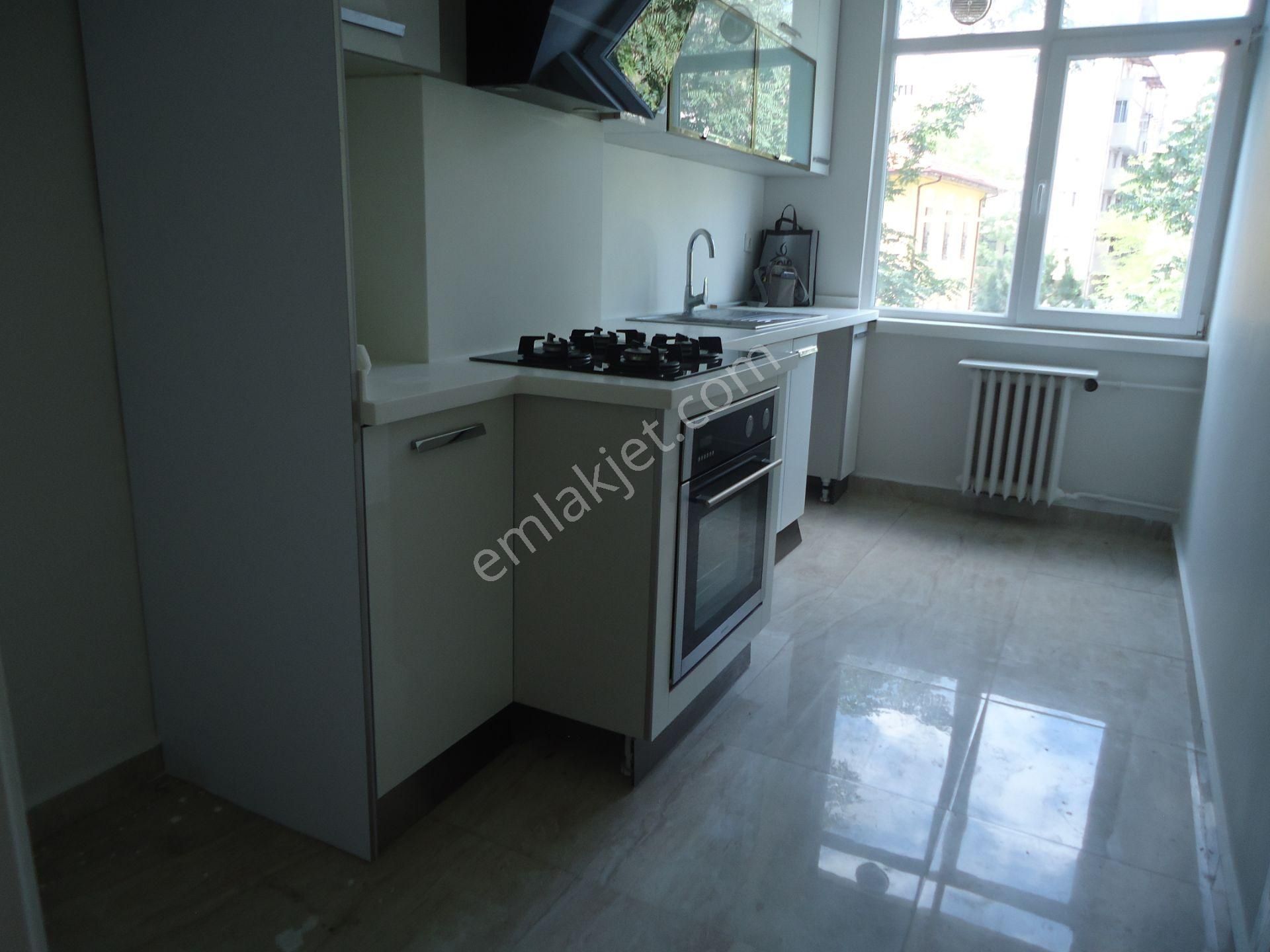 Çankaya Fidanlık Mahallesi Valilik Yakını 3+1 Full Yapılı Muhteşem Daire - Görsel 11