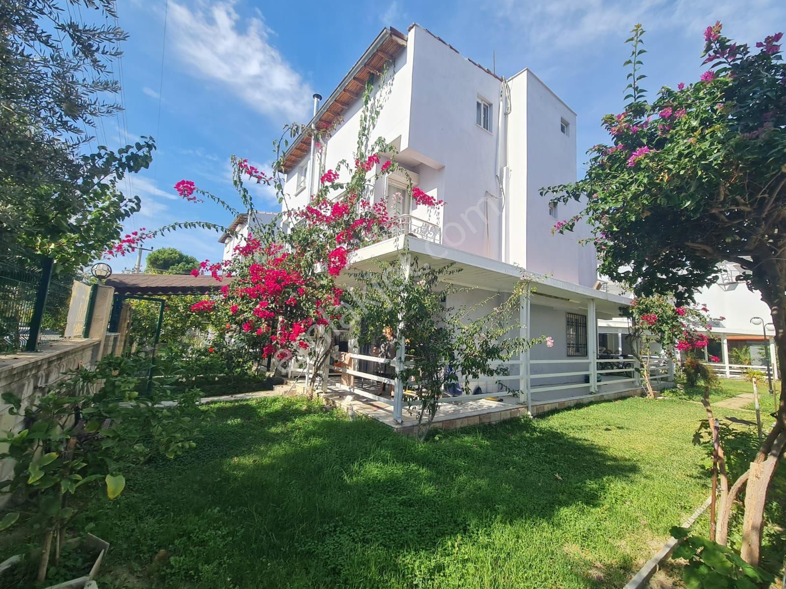 Denize 600 Metre 4+1 Hesaplı Yazlık