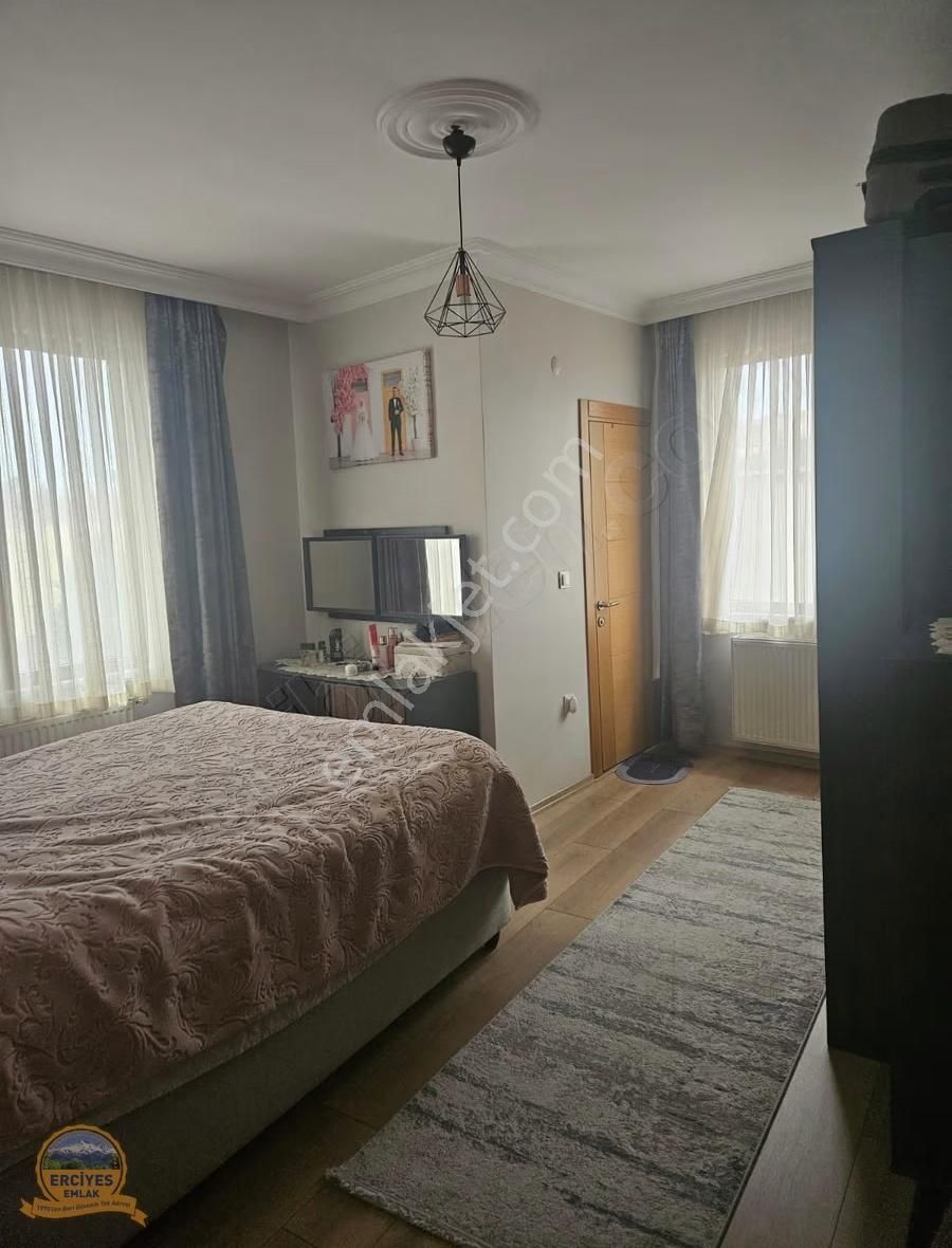 Erciyes'den Veysel Karani Mahallesinde 3+2 Teraslı Dubleks - Görsel 20