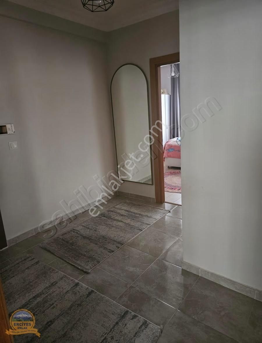 Erciyes'den Veysel Karani Mahallesinde 3+2 Teraslı Dubleks - Görsel 14