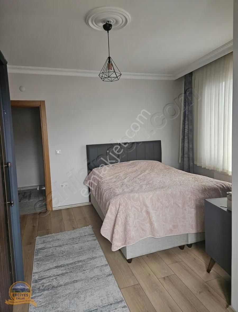 Erciyes'den Veysel Karani Mahallesinde 3+2 Teraslı Dubleks - Görsel 29