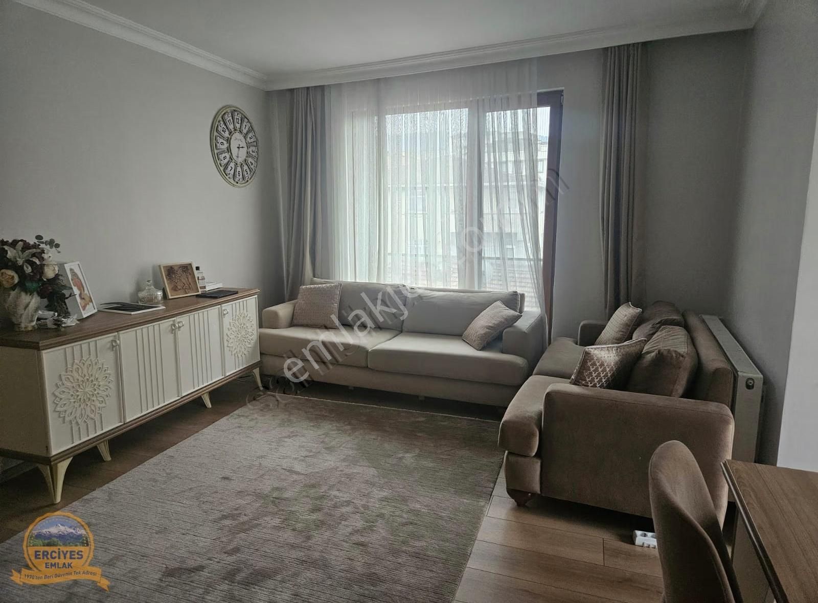 Erciyes'den Veysel Karani Mahallesinde 3+2 Teraslı Dubleks