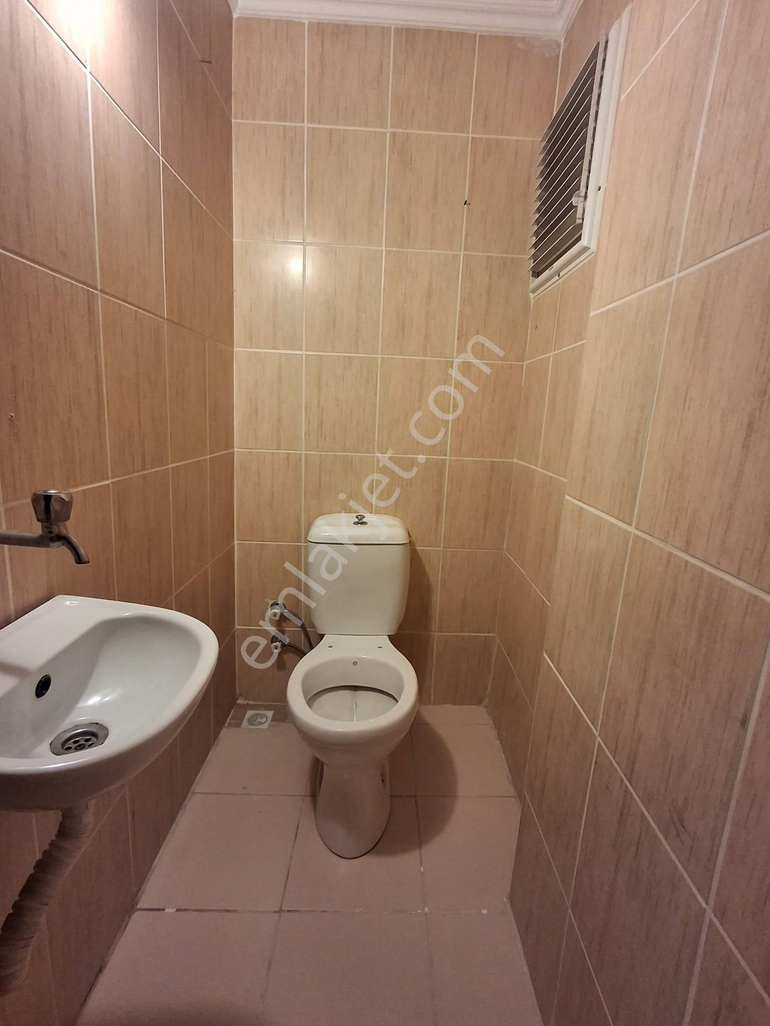 Didim Merkezde Satılık 2+1 Ayrı Mutfak Arakat-ön Cephe Geniş Daire - Görsel 18