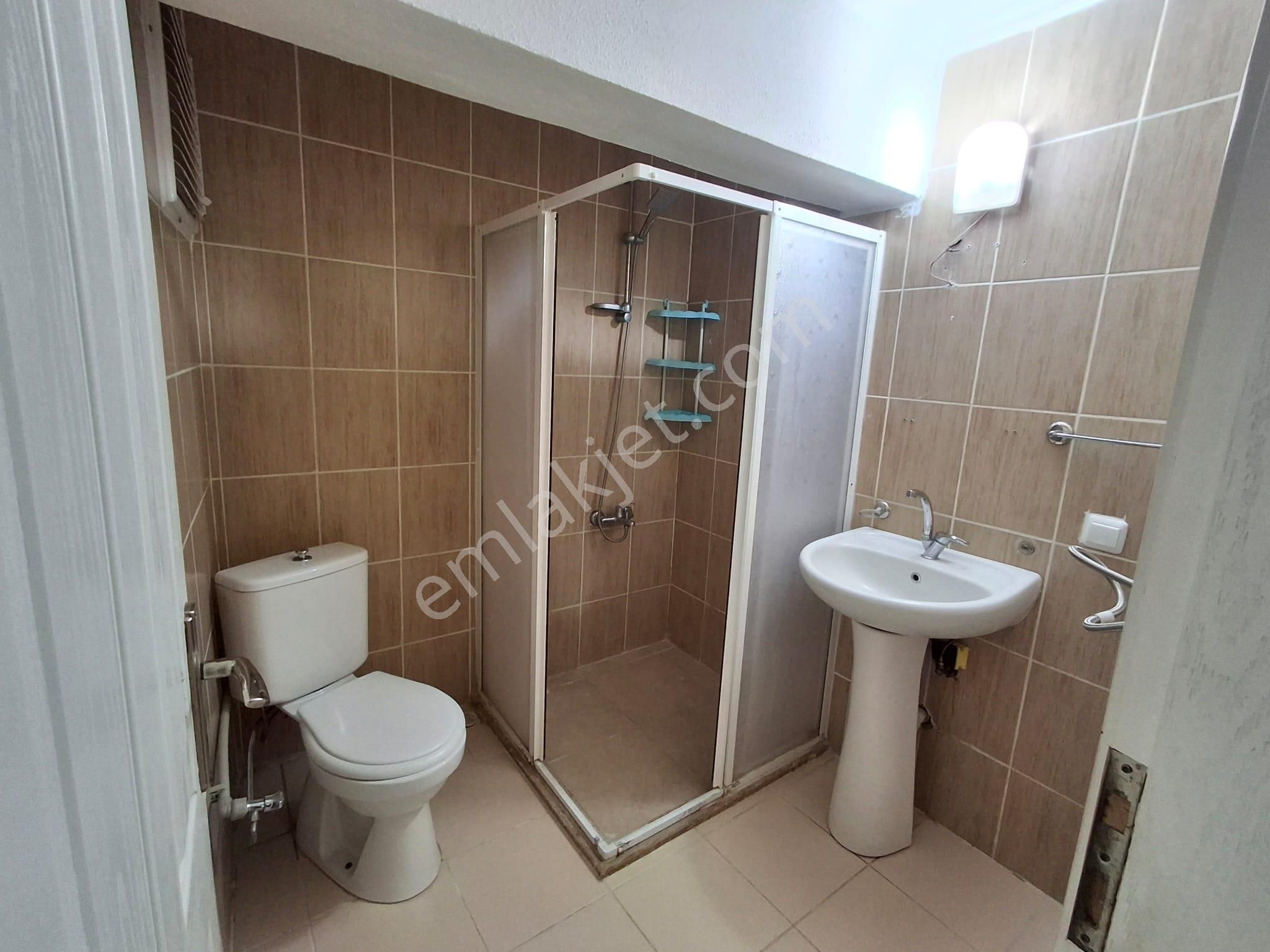 Didim Merkezde Satılık 2+1 Ayrı Mutfak Arakat-ön Cephe Geniş Daire - Görsel 26