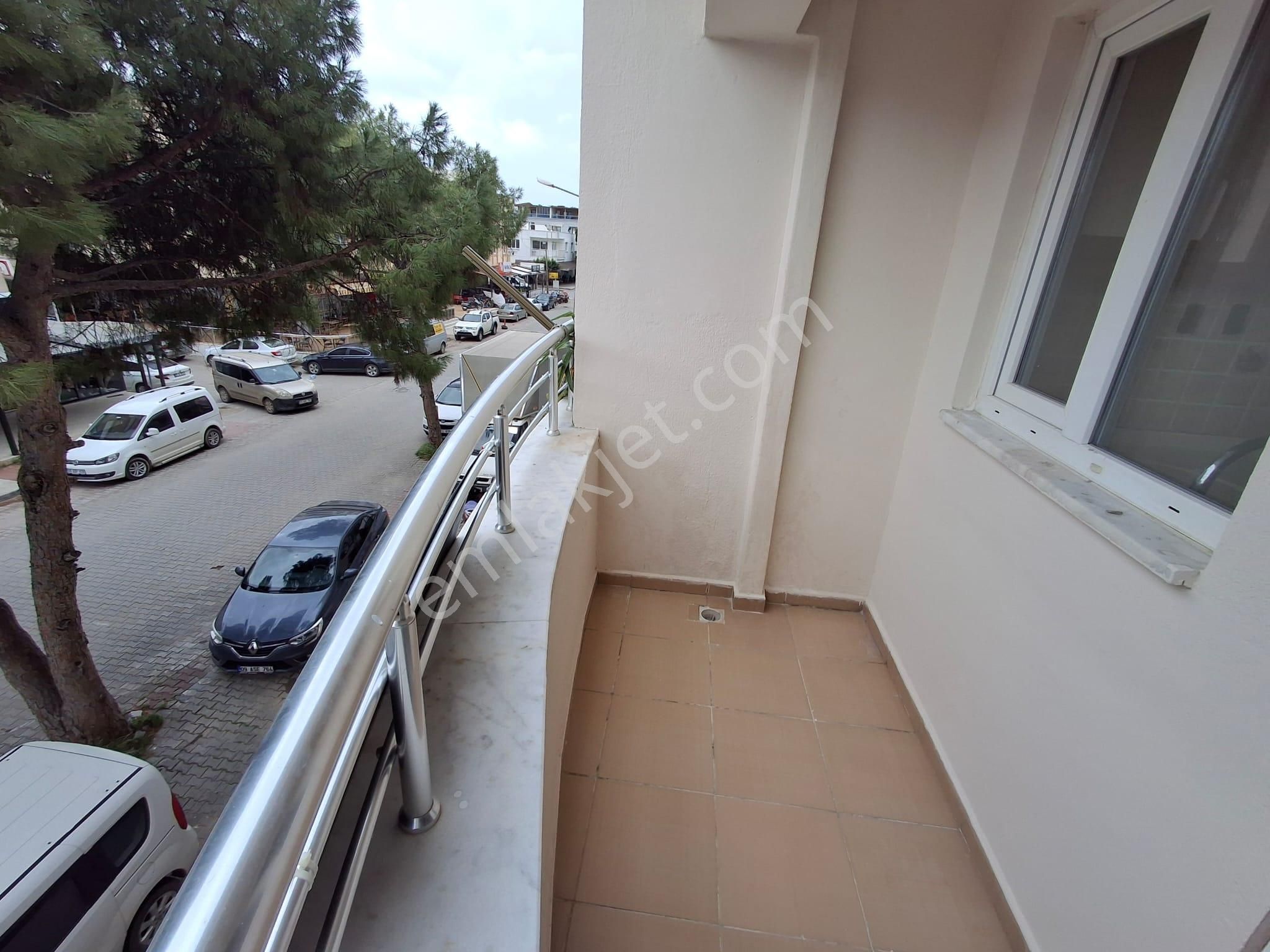 Didim Merkezde Satılık 2+1 Ayrı Mutfak Arakat-ön Cephe Geniş Daire - Görsel 10