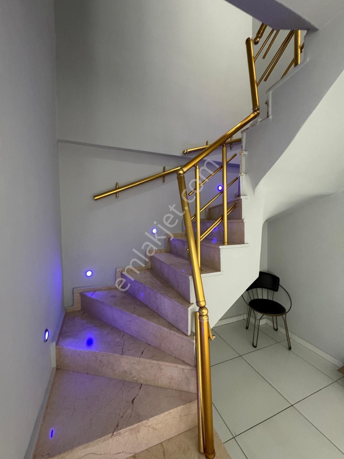 Didim Altınkum Plajına 800mt Havuzlu Sitede Asansörlü Dublex - Görsel 9