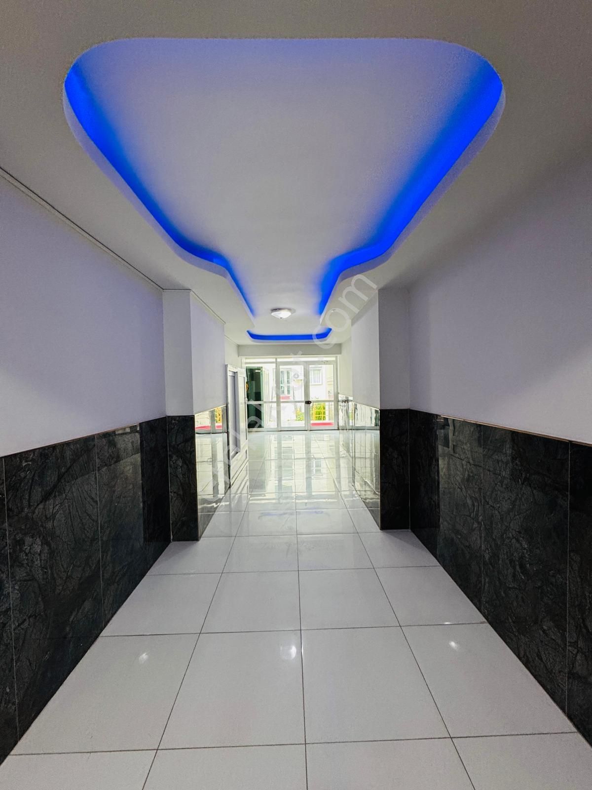 Didim Altınkum Plajına 800mt Havuzlu Sitede Asansörlü Dublex - Görsel 8