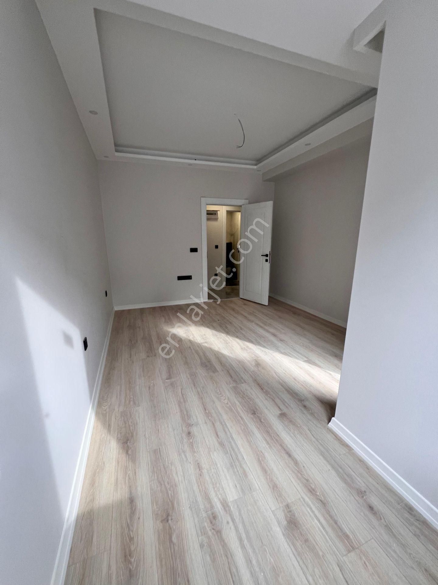 Kaçmaz'dan Altıntepe'de Cadde Üzeri Prestijli Yapı'da Geniş Teraslı 3 +1 Dubleks Daire - Görsel 28