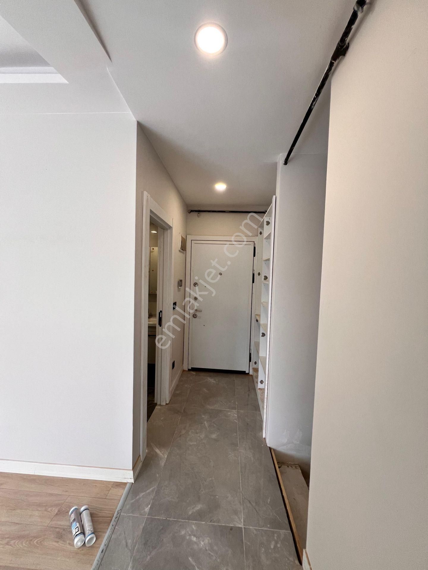Kaçmaz'dan Altıntepe'de Cadde Üzeri Prestijli Yapı'da Geniş Teraslı 3 +1 Dubleks Daire - Görsel 33