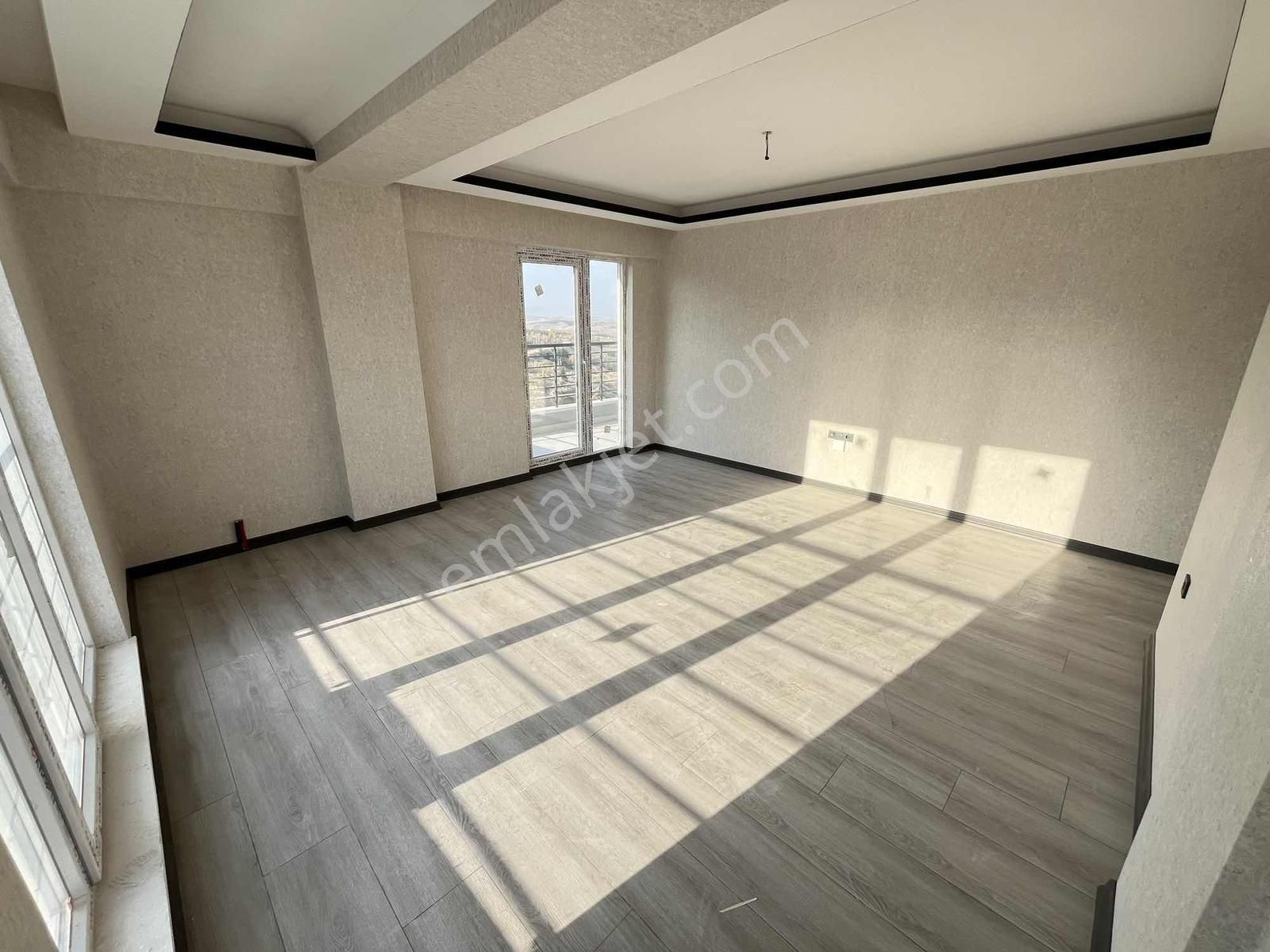 3+1 120m2 3.katta Ara Katta Emsalsiz Full Yapılı Manzaralı Daire - Görsel 9