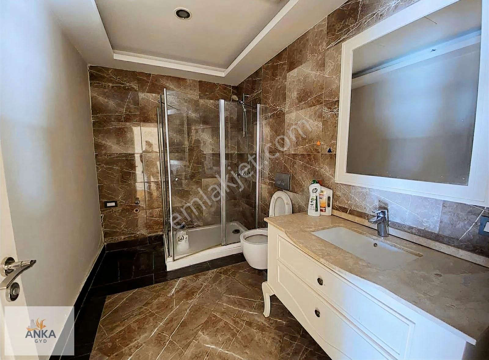 Venezia'da 90m2 Avm Mnz Kiralık 1+1 Daire - Görsel 17