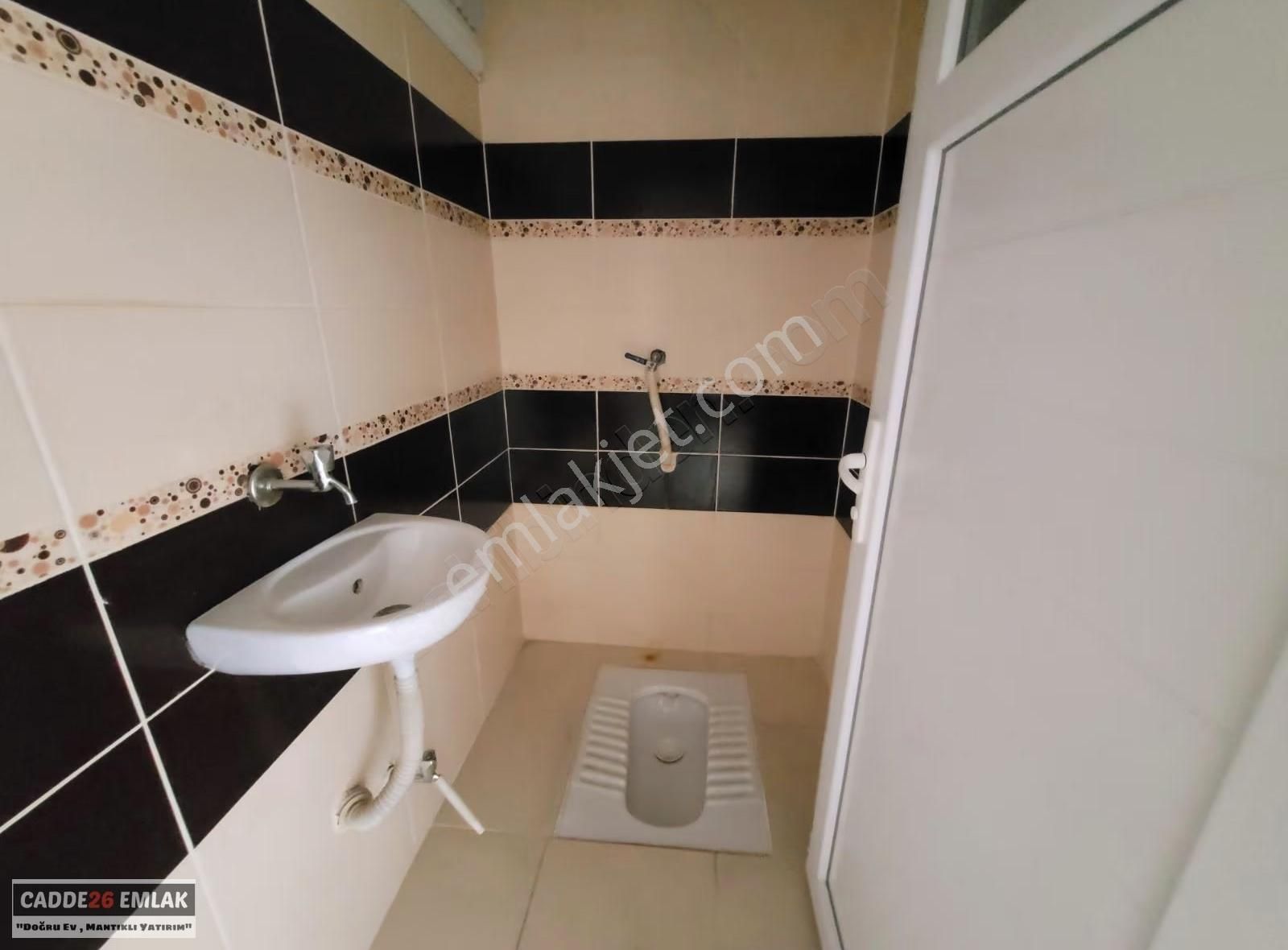 Cadde26 Dan Kafkas Caddesin Dibinde Satılık 2+1 Daire - Görsel 8