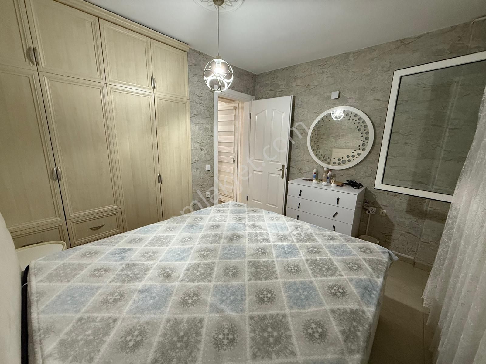 Aydın Akbük'te Satılık Denize Yakın Merkezi Konumda 4+1 Ful Eşyalı Bahçeli Müstakil Ev - Görsel 18