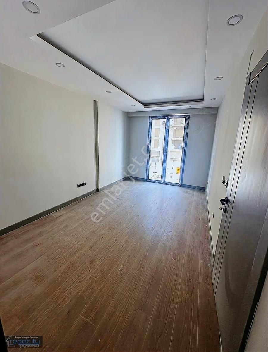 Tuzla İstasyon Cad. Üzerinde Site İçi Köşe 2+1 Daire - Görsel 6