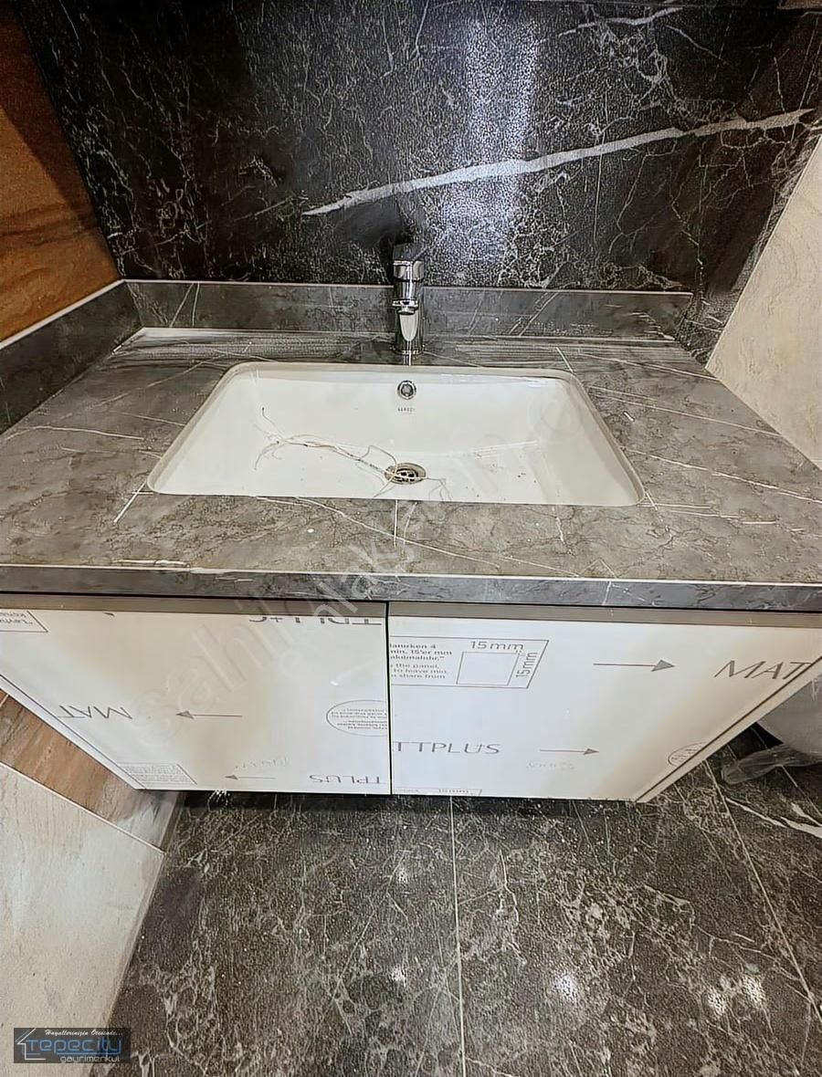 Tuzla İstasyon Cad. Üzerinde Site İçi Köşe 2+1 Daire - Görsel 13