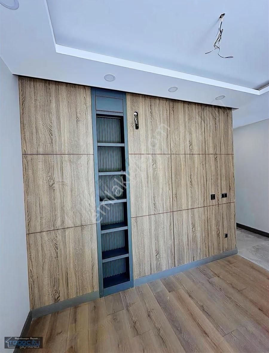 Tuzla İstasyon Cad. Üzerinde Site İçi Köşe 2+1 Daire - Görsel 18