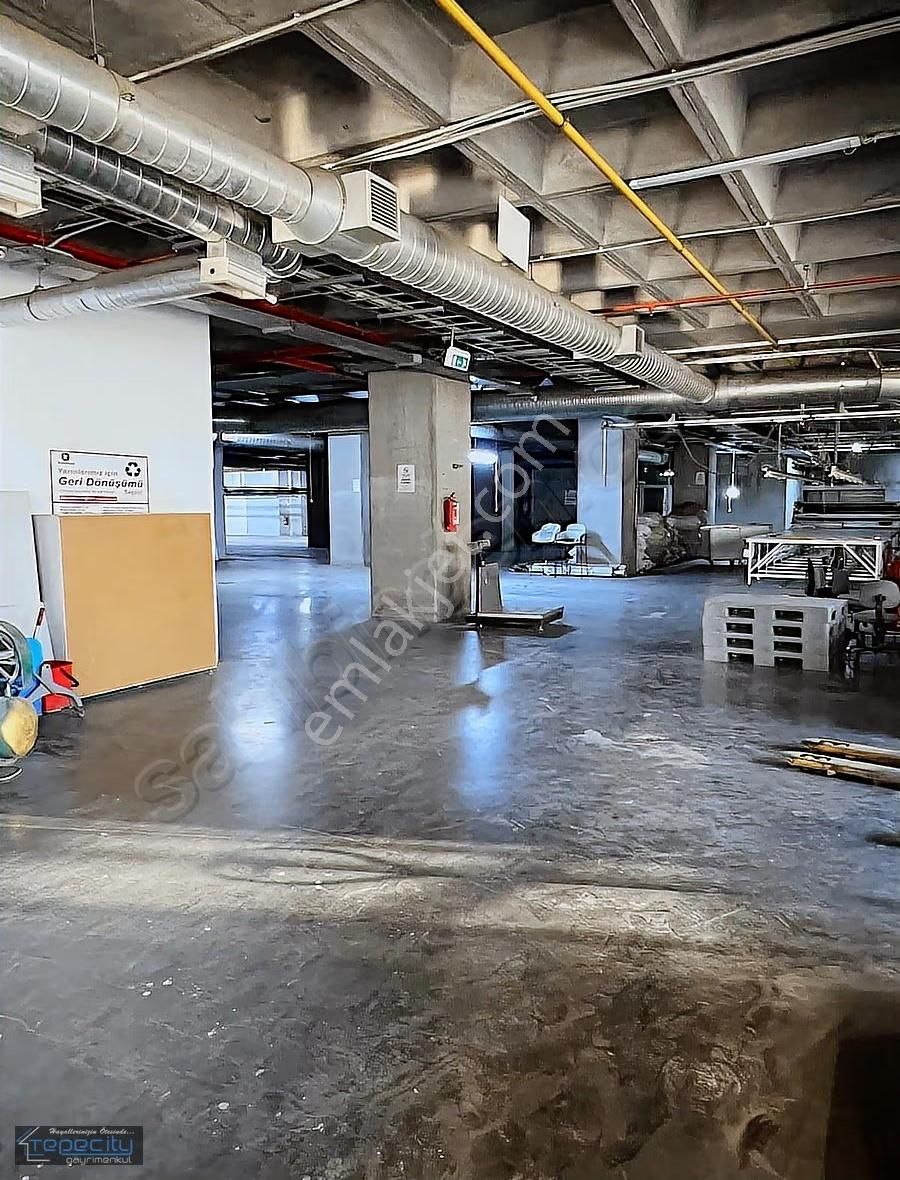 Bağcılar Mahmutbey De 3.000m2 Düz Giriş Kiralık Depo İmalathane - Görsel 6