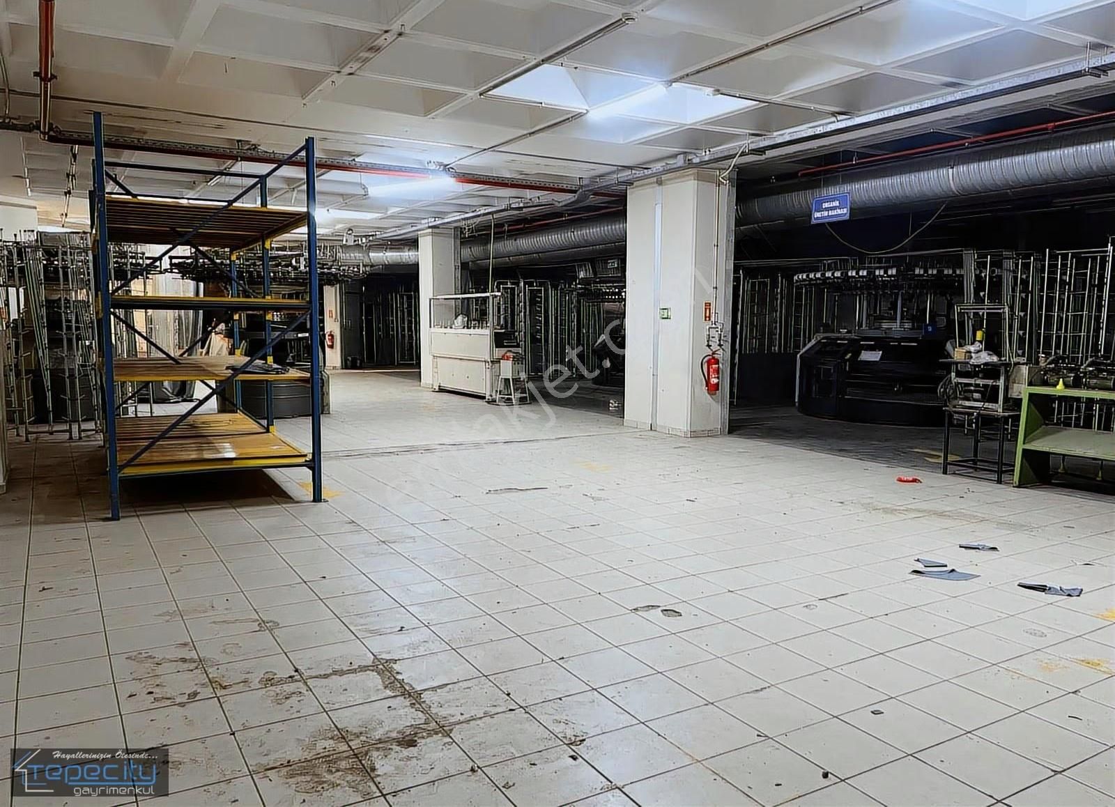Bağcılar Mahmutbey De 3.000m2 Düz Giriş Kiralık Depo İmalathane - Görsel 4