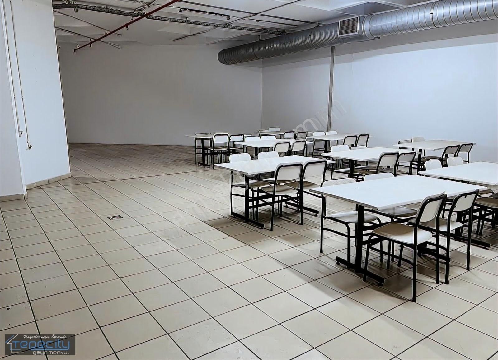 Bağcılar Mahmutbey De 3.000m2 Düz Giriş Kiralık Depo İmalathane - Görsel 2