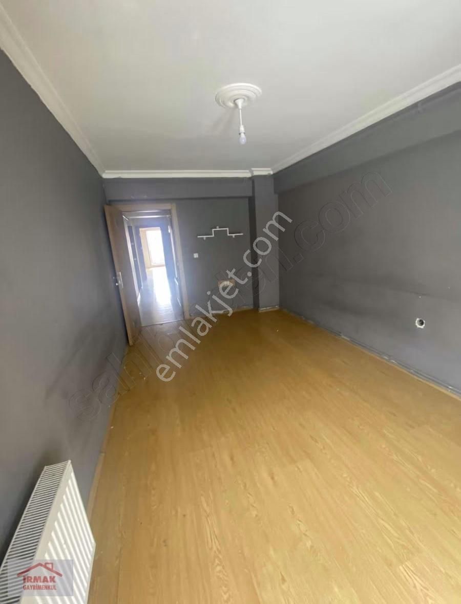 İstiklal Mah Adalar Civarı 1+1 ( 2 Ayrı Oda) - Görsel 8