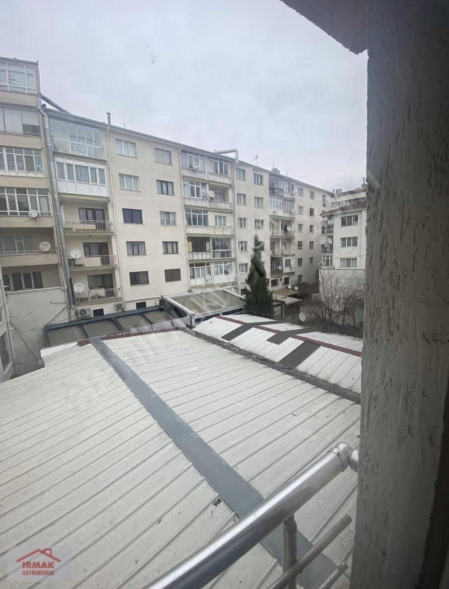 İstiklal Mah Adalar Civarı 1+1 ( 2 Ayrı Oda) - Görsel 5