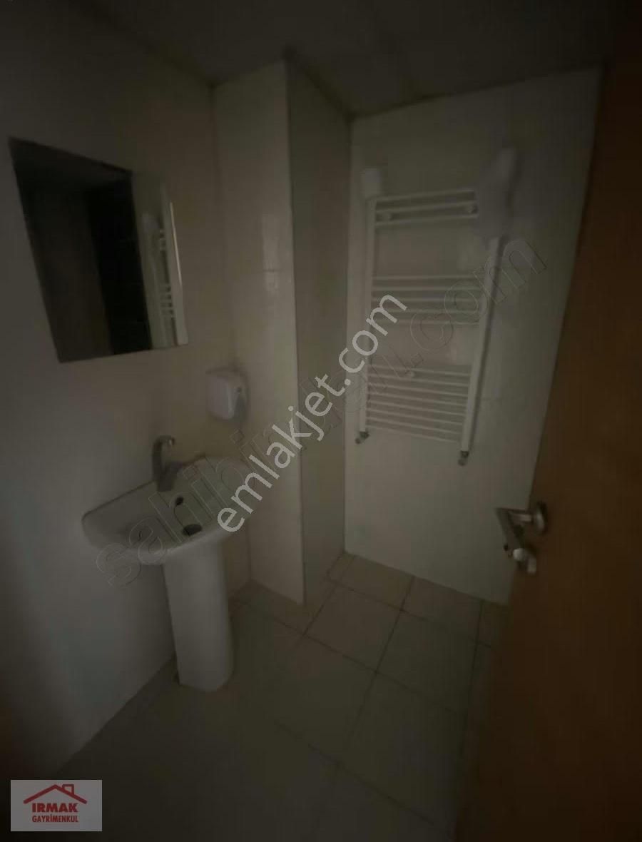 İstiklal Mah Adalar Civarı 1+1 ( 2 Ayrı Oda) - Görsel 9