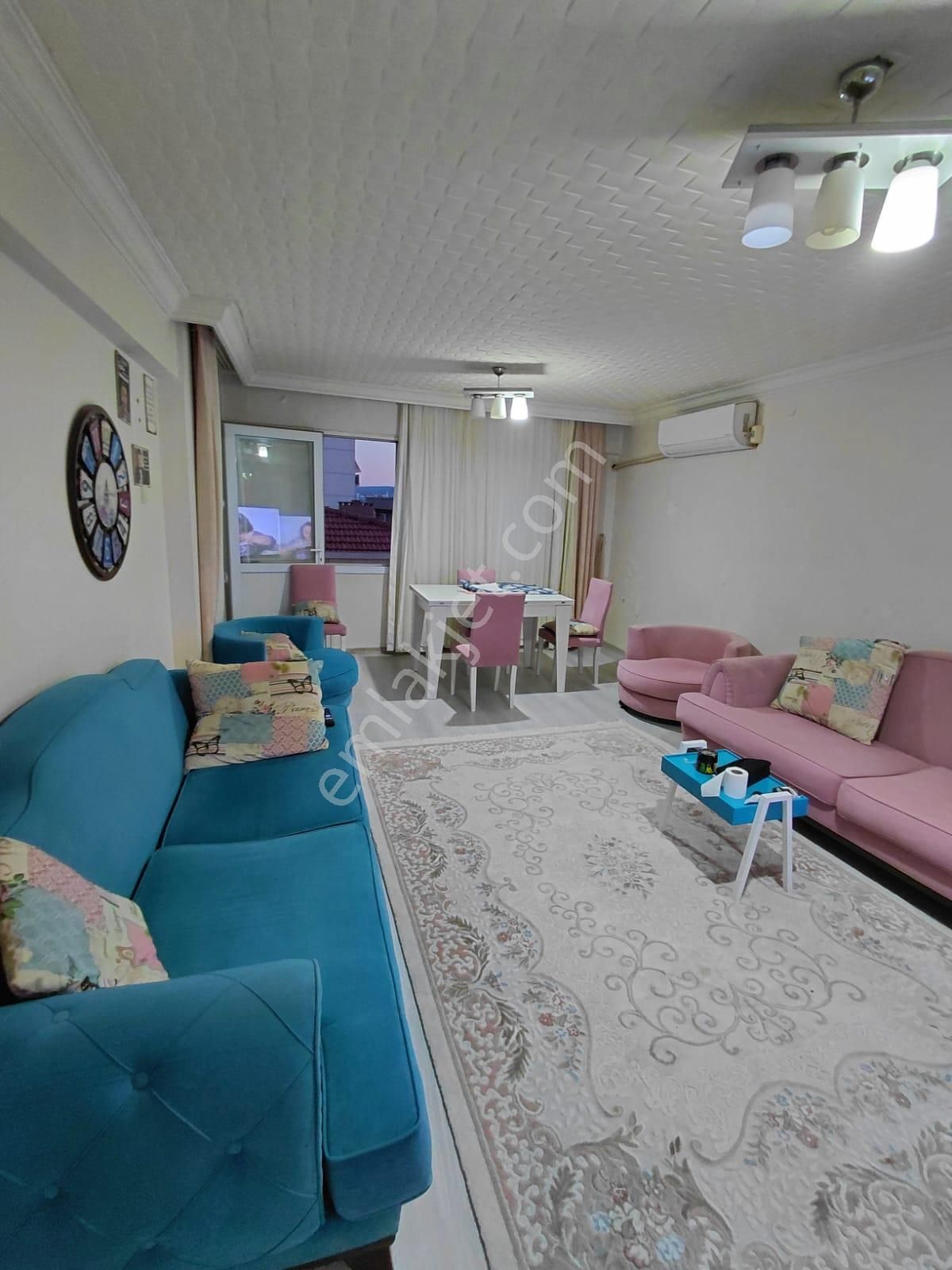 Ordu Caddesi Yakını 3+1 Arakat Köşe Bina - Görsel 2