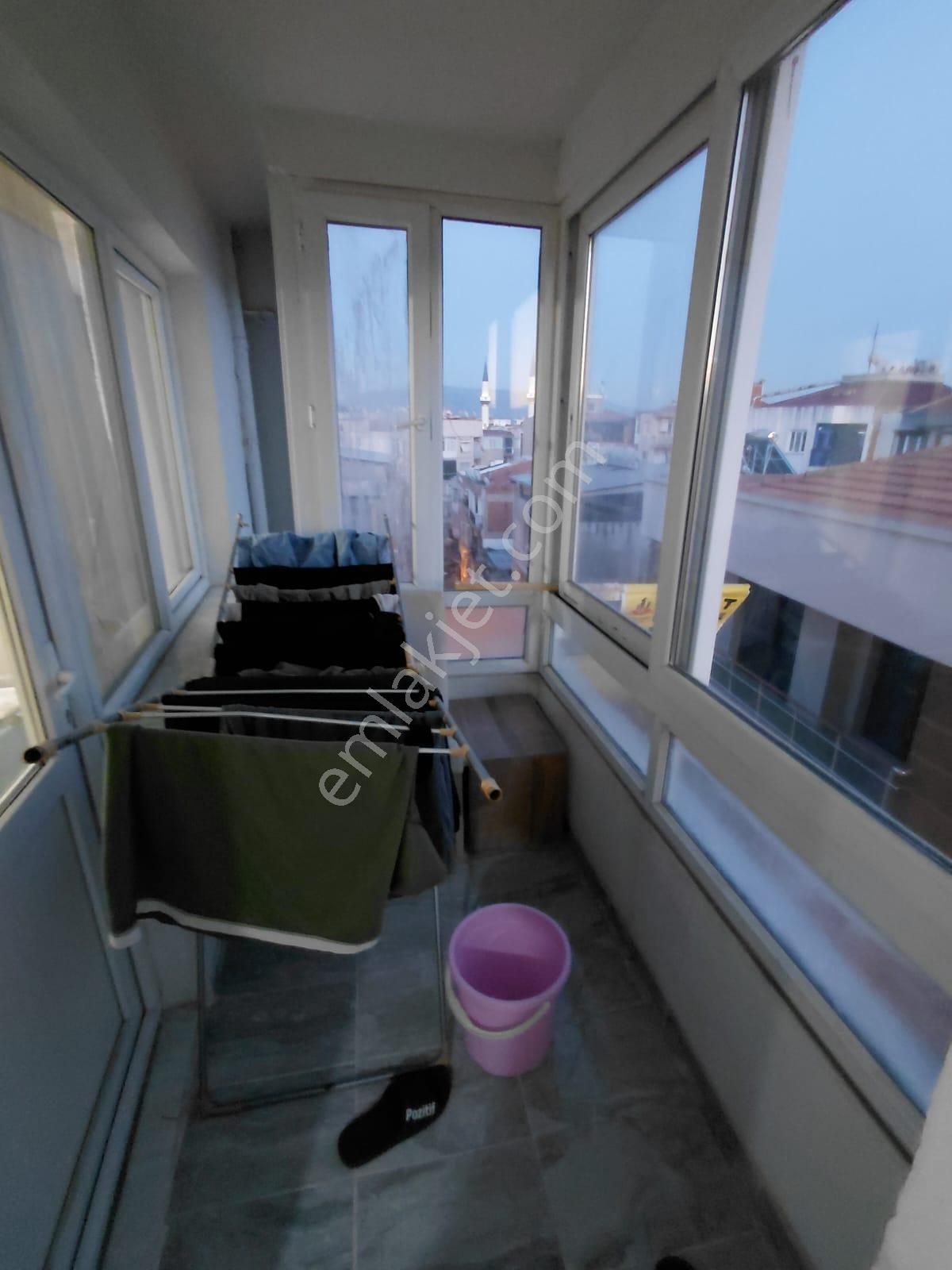 Ordu Caddesi Yakını 3+1 Arakat Köşe Bina - Görsel 13