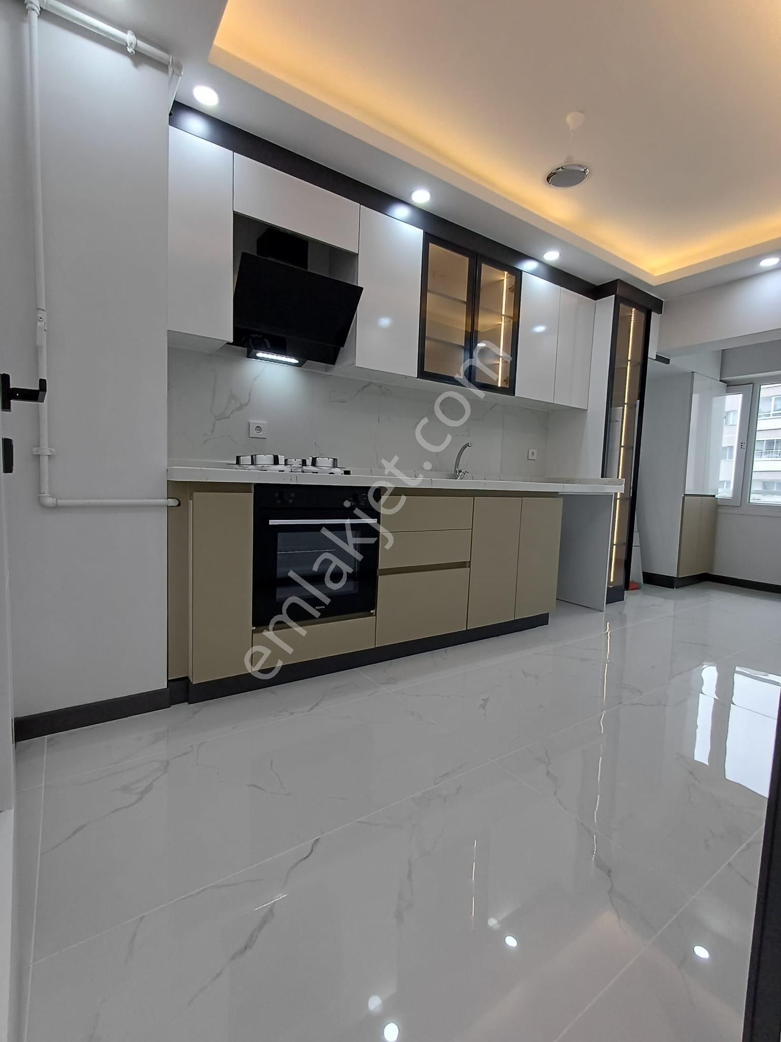 Water Hause Gayrimenkul' Den Oğuzlar Mah. 3+1full Yapılı Satılık Daire - Görsel 2