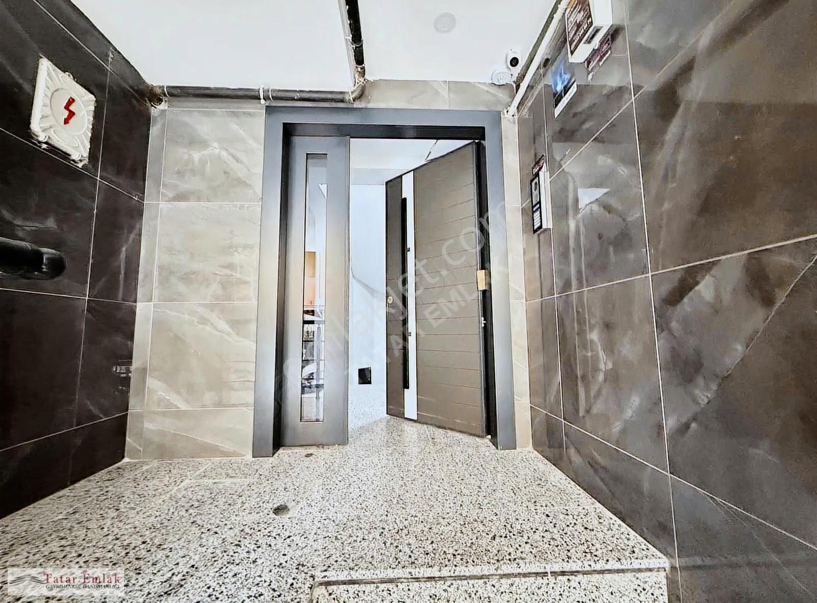 Acil Satılık Hürriyet Mah. İskanlı 2. Kat 80 M² 2 Balkonlu Daire - Görsel 2