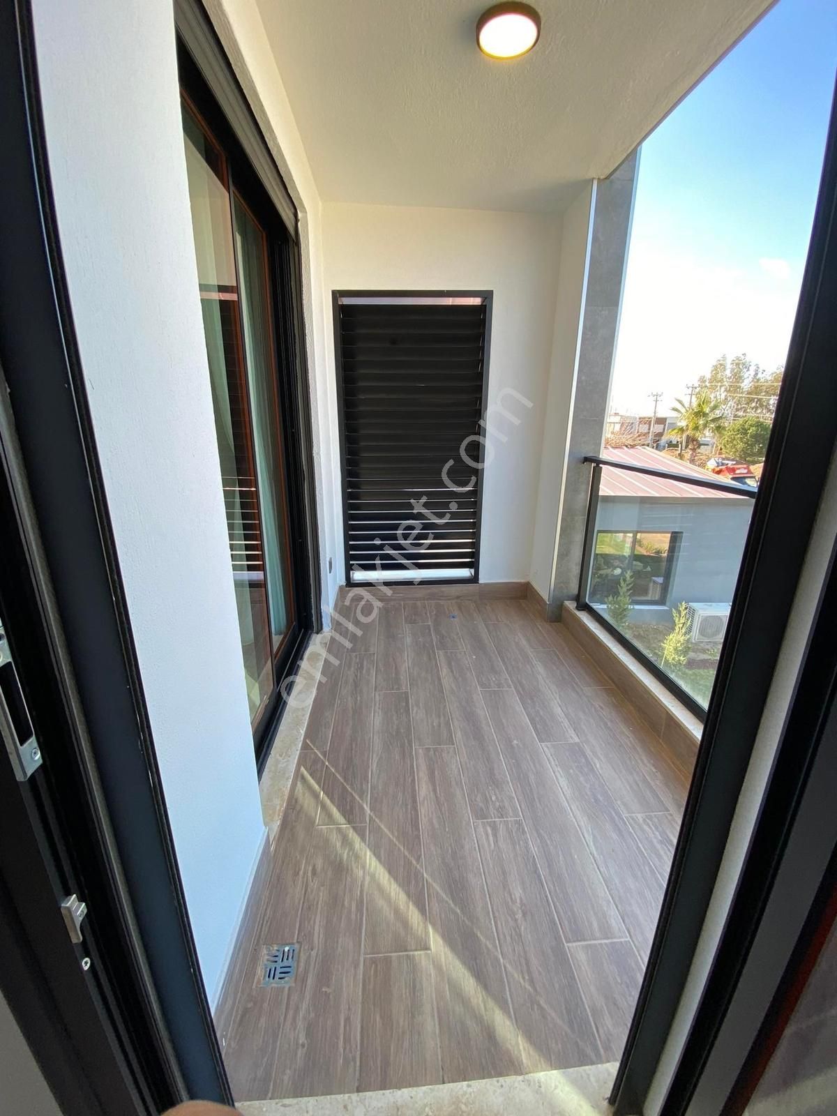 Kuşadası Güzelçamlı'da Özel Havuzlu Satılık 3+1 Fırsat Villa - Görsel 29