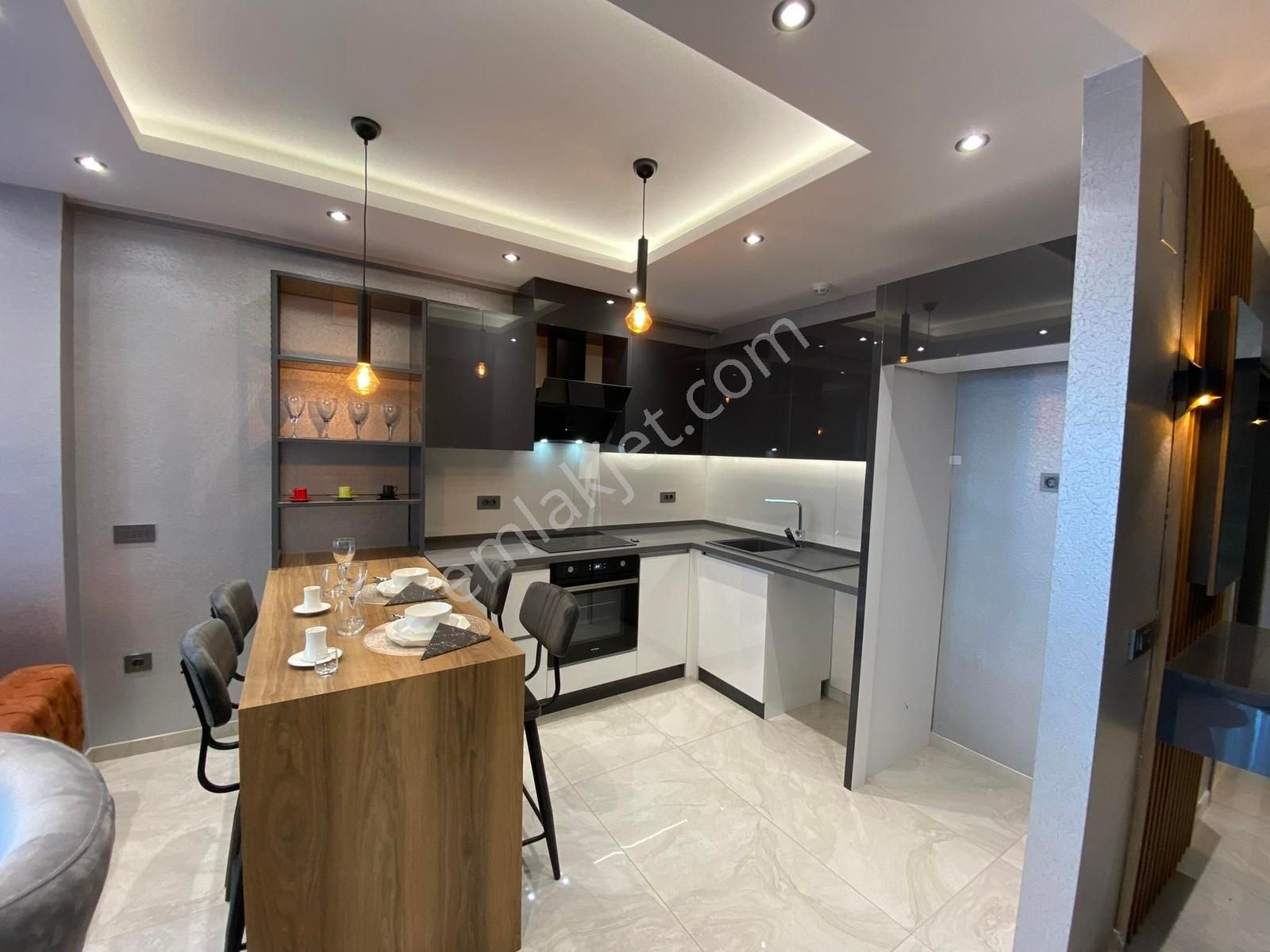 Kuşadası Güzelçamlı'da Özel Havuzlu Satılık 3+1 Fırsat Villa - Görsel 19