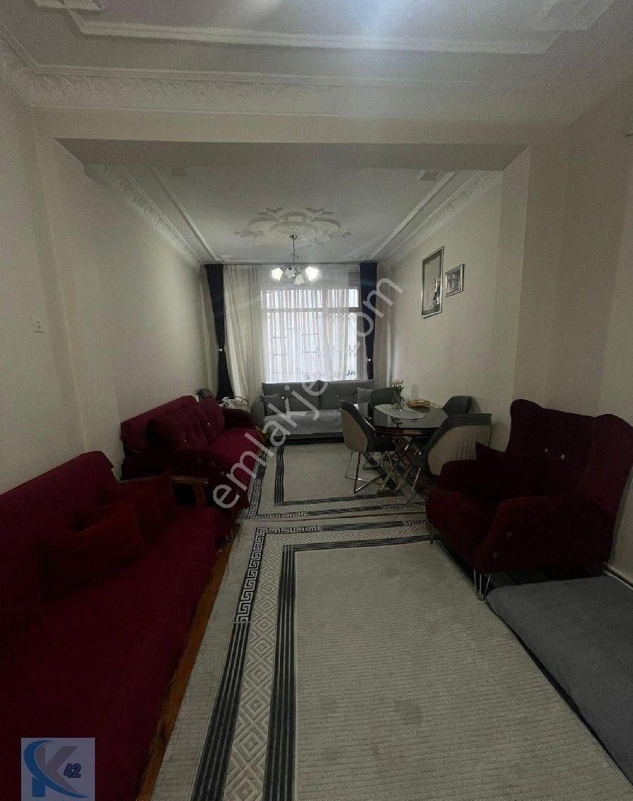 Sahipata Mh. Devlet Tiyatrosu Arkası Arakat 3+1 Daire