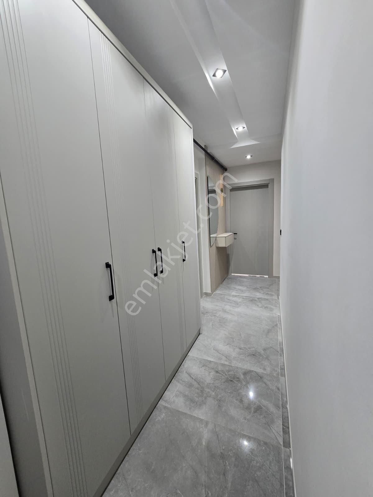 Başkentten Yenişafakta Çok Geniş 2+1 Satılık Daire - Görsel 7