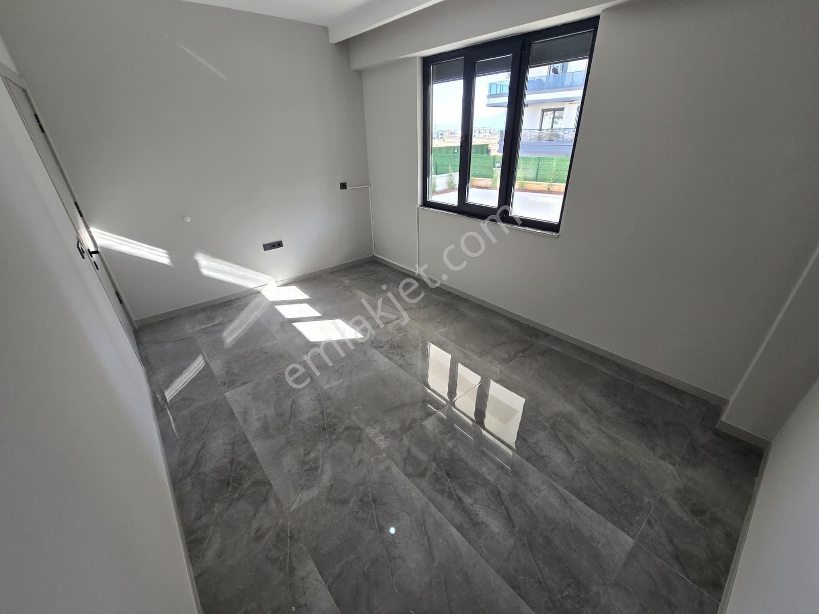 Başkentten Yenişafakta Çok Geniş 2+1 Satılık Daire - Görsel 4