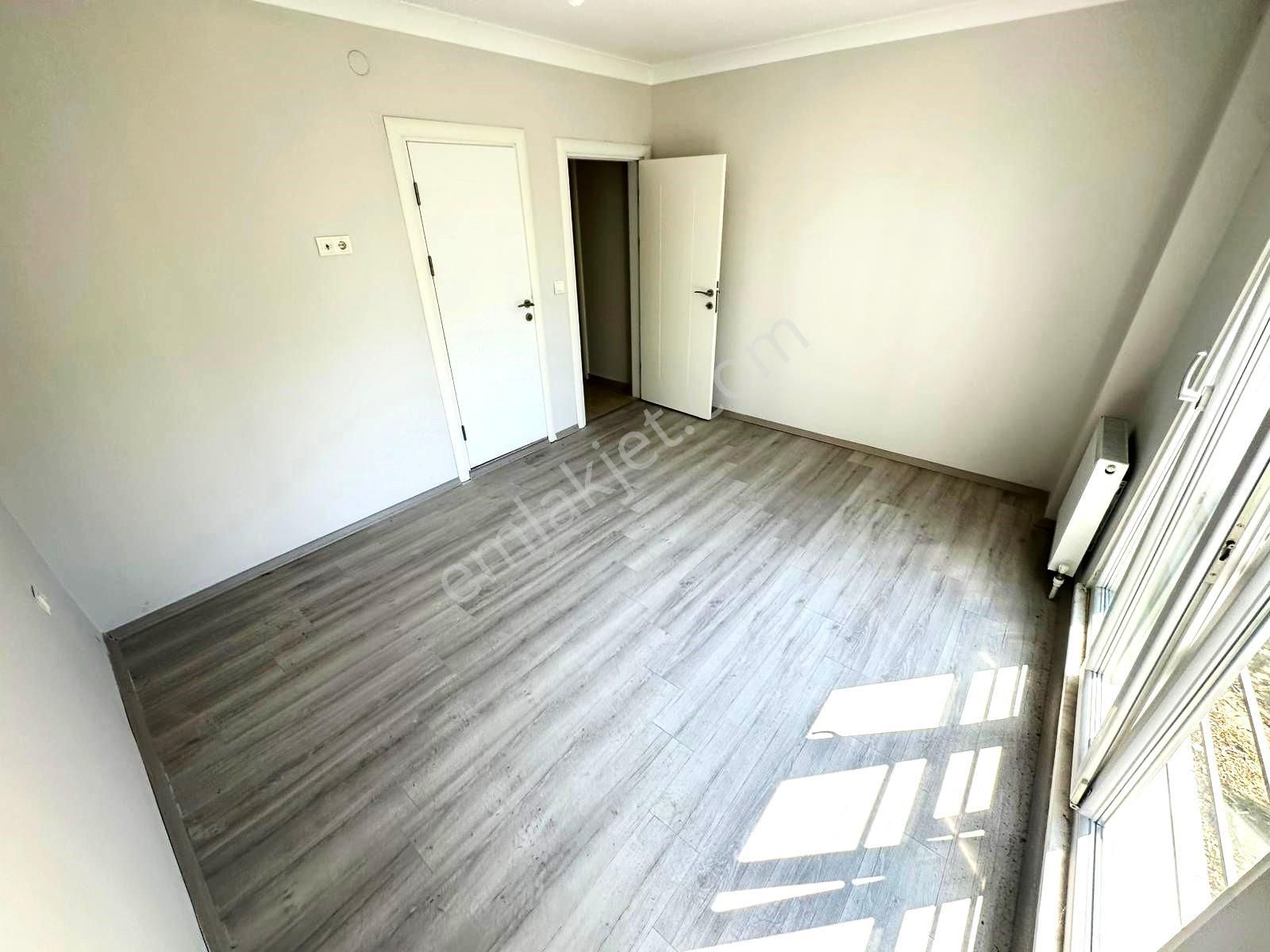 🏡 Referans'tan İkizçay'da Ebeveyn Banyolu Modern Tasarımlı 3+1 Daire - Görsel 3