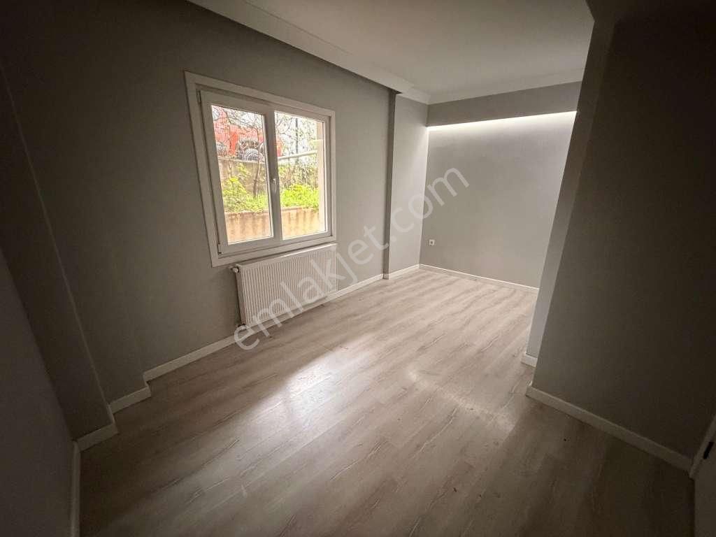 Kaçmaz 'dan Çınar'da Geniş Salon Ve Yatak Odalı Ayrı Mutfak 2+1 - Görsel 7