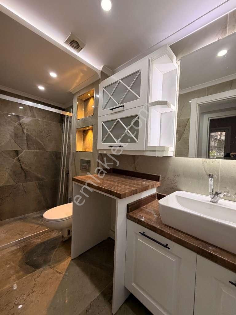 Kaçmaz 'dan Çınar'da Geniş Salon Ve Yatak Odalı Ayrı Mutfak 2+1 - Görsel 18