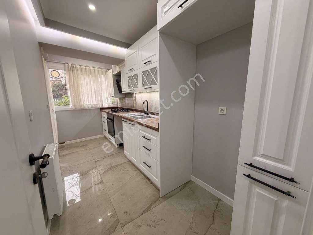 Kaçmaz 'dan Çınar'da Geniş Salon Ve Yatak Odalı Ayrı Mutfak 2+1 - Görsel 11