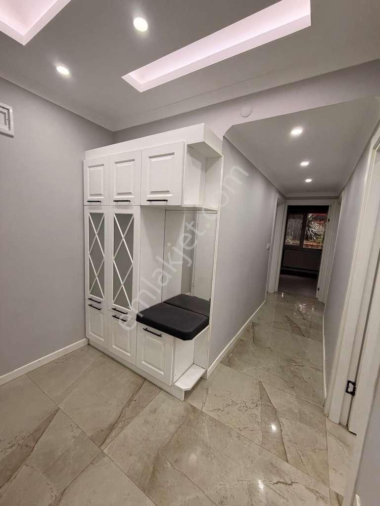 Kaçmaz 'dan Çınar'da Geniş Salon Ve Yatak Odalı Ayrı Mutfak 2+1 - Görsel 12