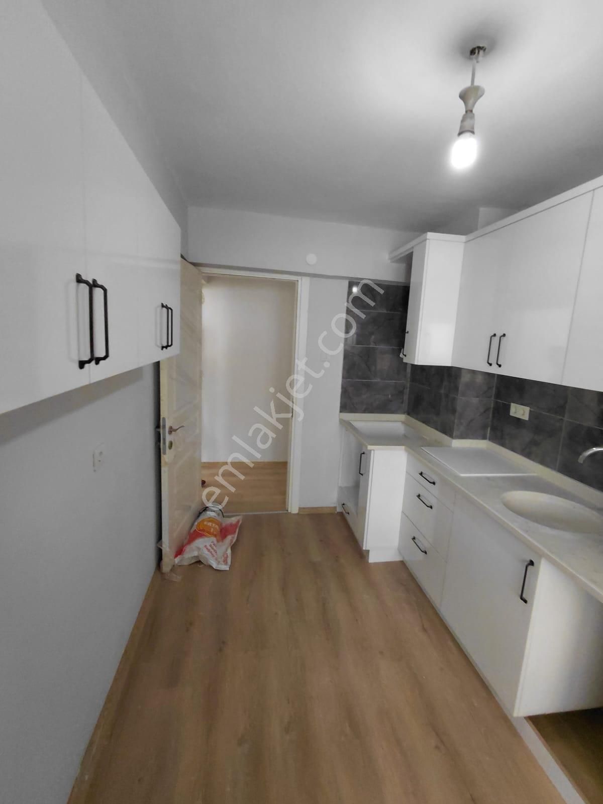 Yeşilyurt Katip Çelebi Hastanesi Yakını 2+1 Asansörlü Ful Yapılı - Görsel 13
