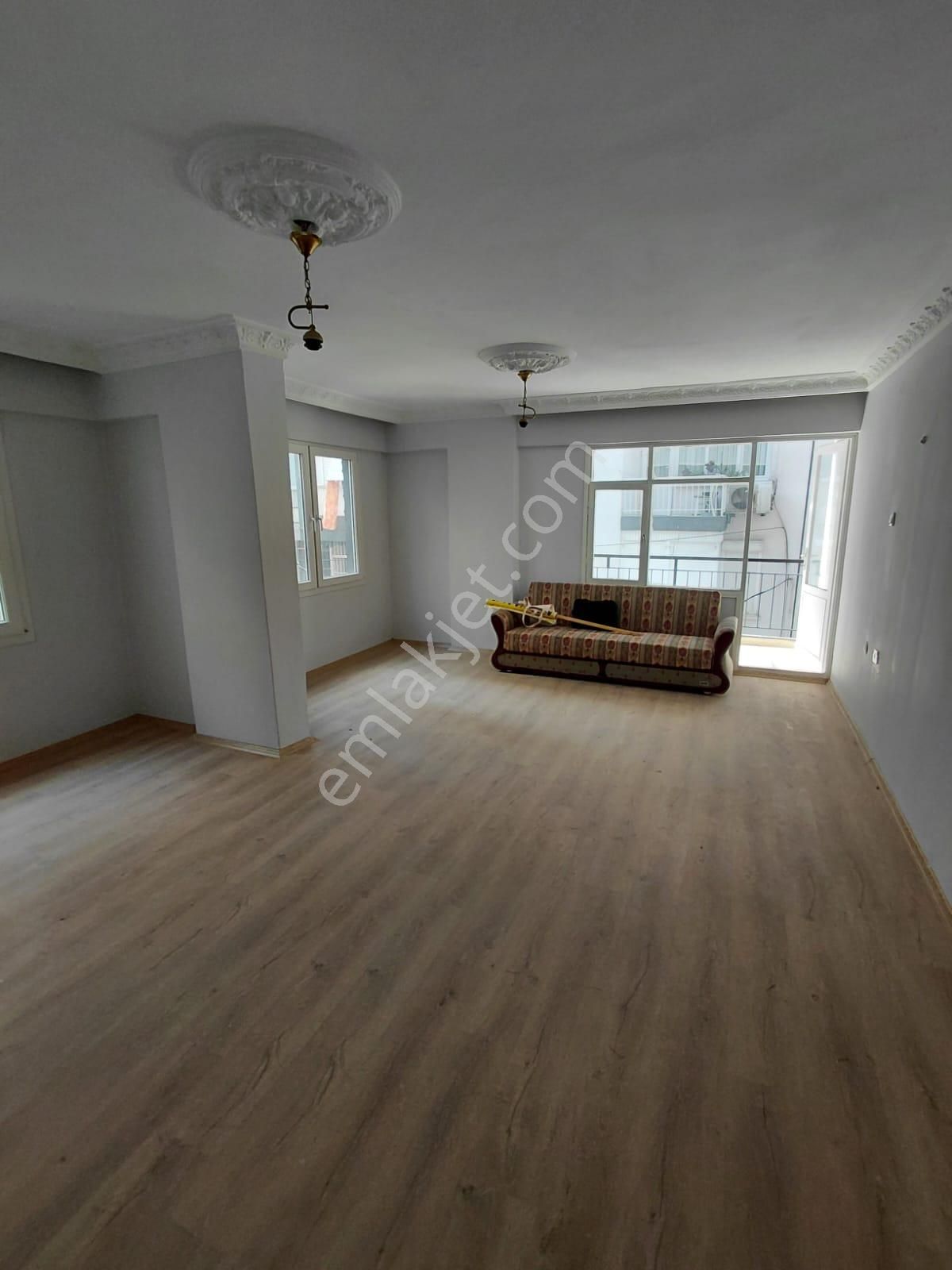 Yeşilyurt Katip Çelebi Hastanesi Yakını 2+1 Asansörlü Ful Yapılı - Görsel 15