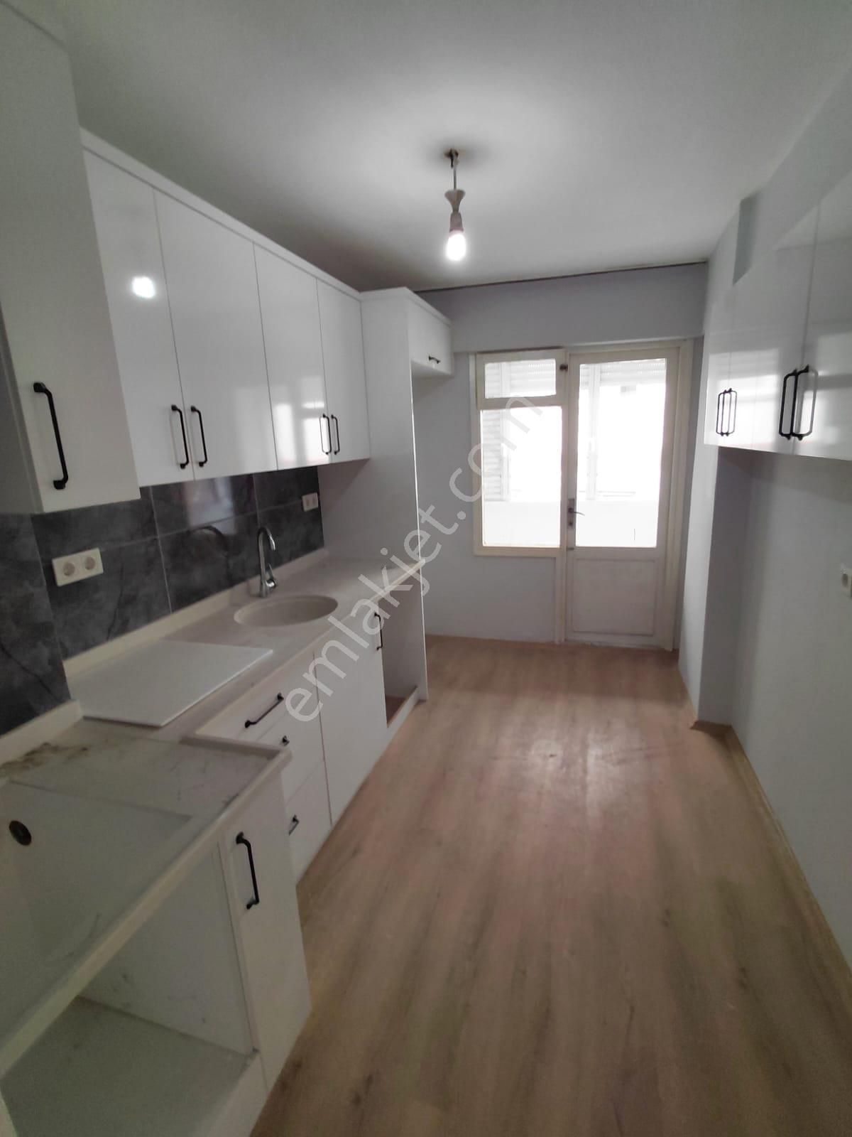Yeşilyurt Katip Çelebi Hastanesi Yakını 2+1 Asansörlü Ful Yapılı - Görsel 12