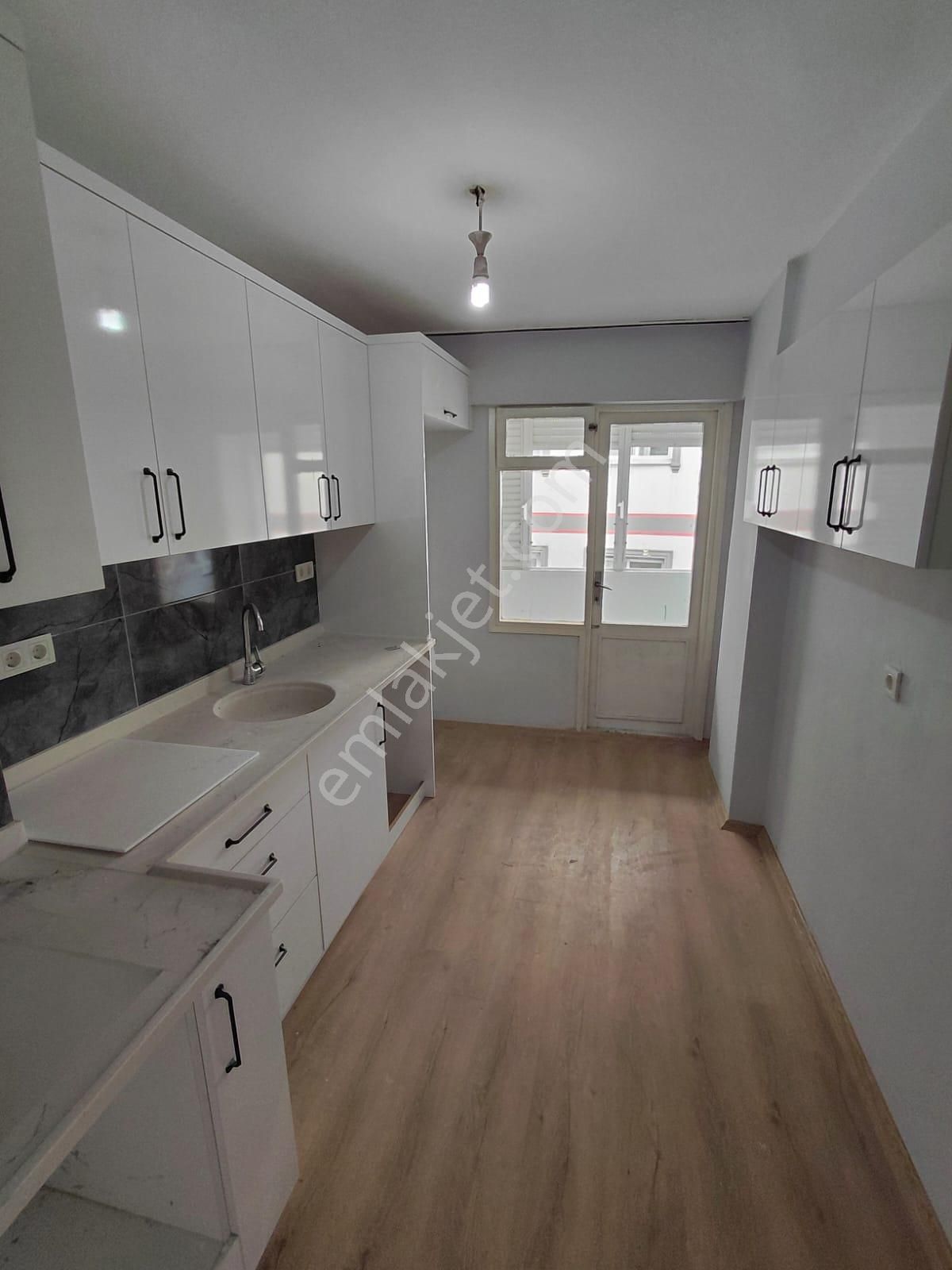 Yeşilyurt Katip Çelebi Hastanesi Yakını 2+1 Asansörlü Ful Yapılı - Görsel 11